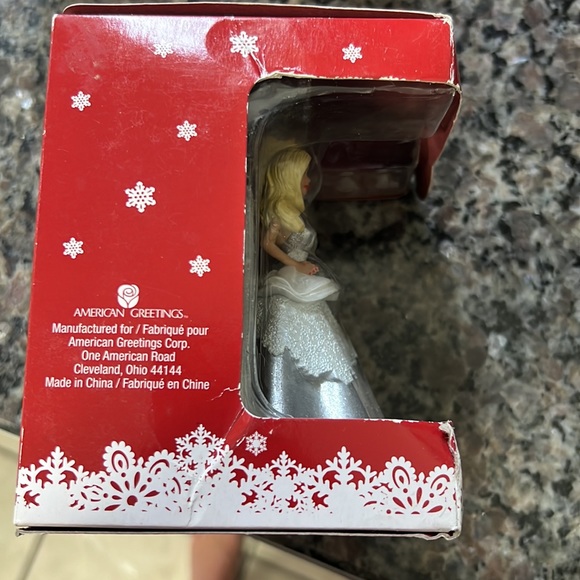 2013 Holiday Barbie ornament - Picture 4 of 4